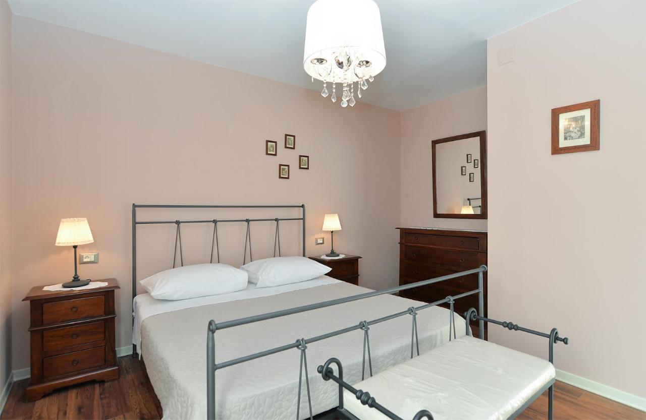 Apartments Marija 1089 ポレッチ エクステリア 写真