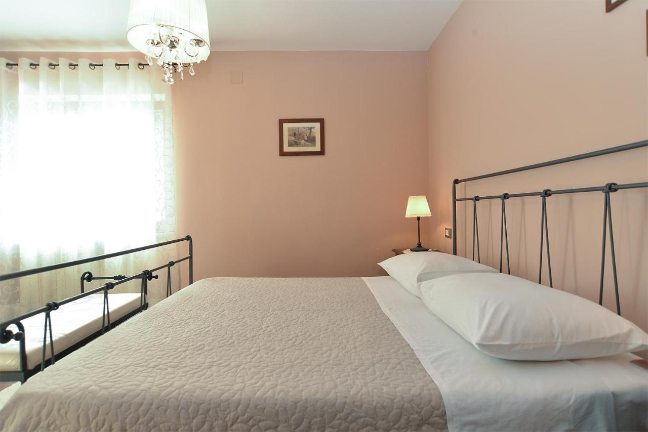 Apartments Marija 1089 ポレッチ エクステリア 写真