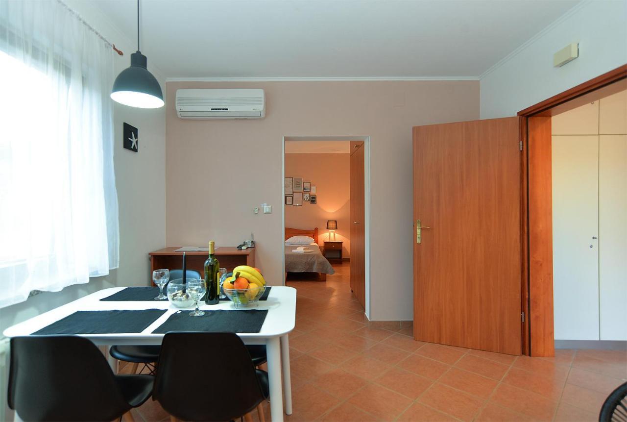 Apartments Marija 1089 ポレッチ エクステリア 写真