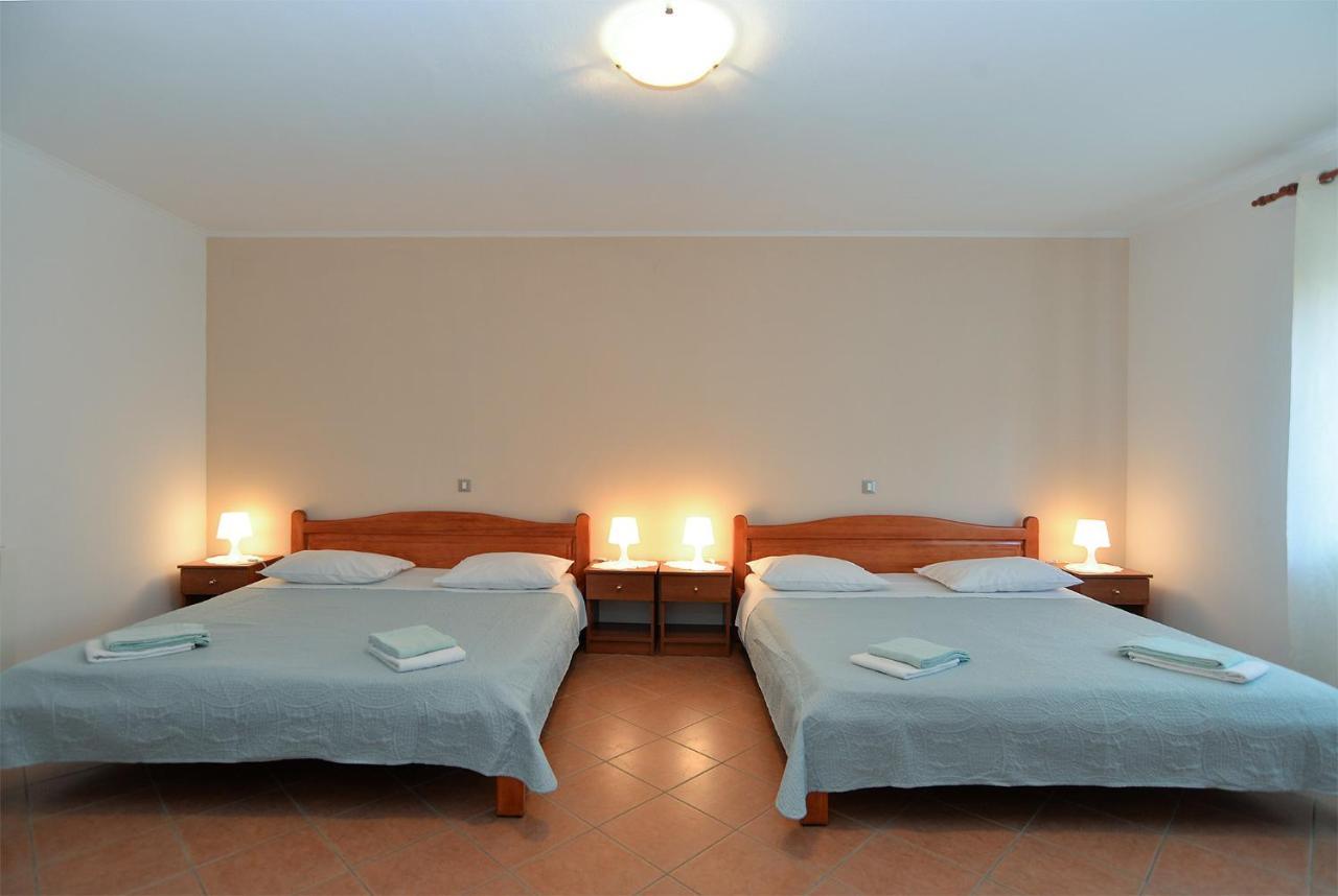 Apartments Marija 1089 ポレッチ エクステリア 写真