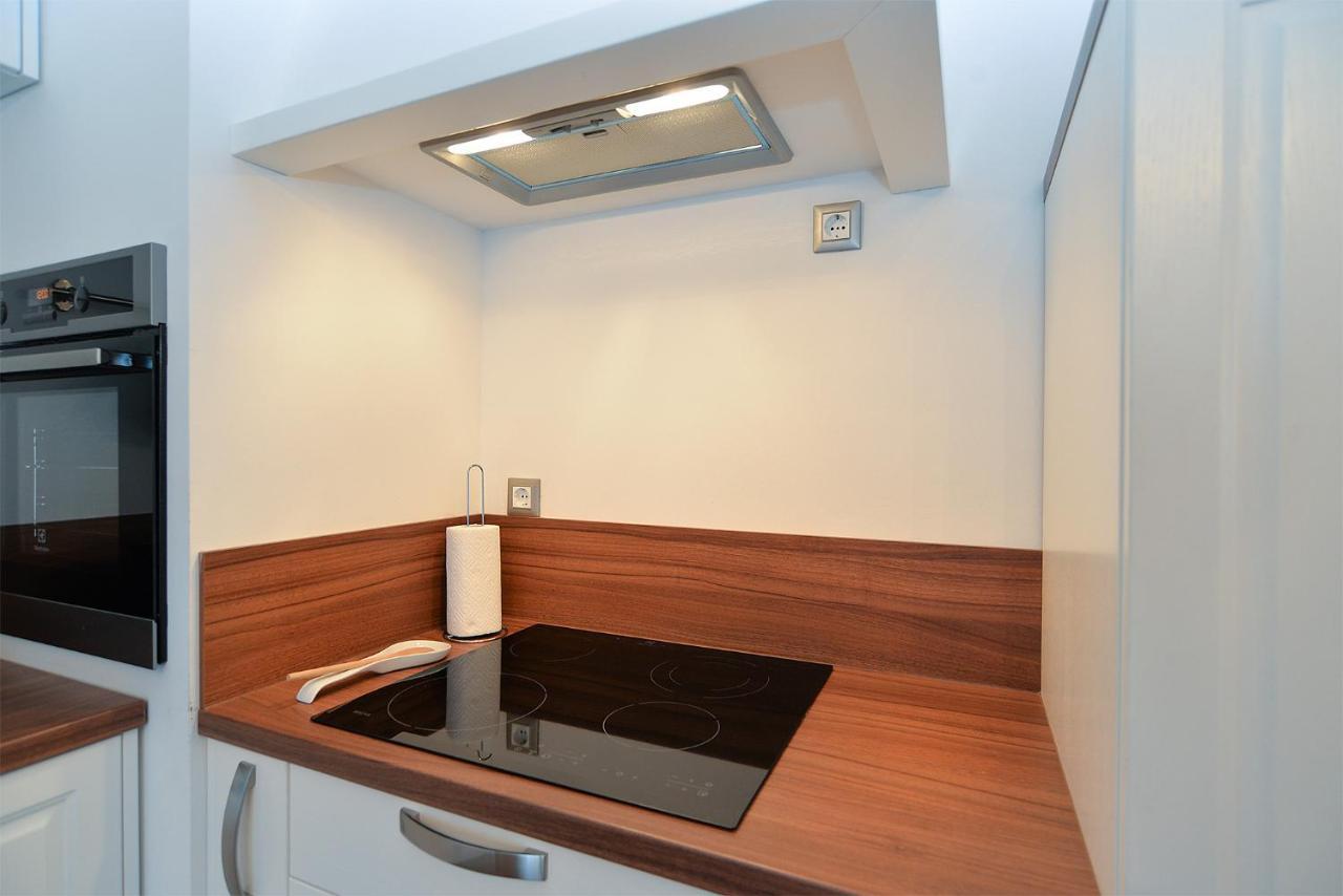 Apartments Marija 1089 ポレッチ エクステリア 写真