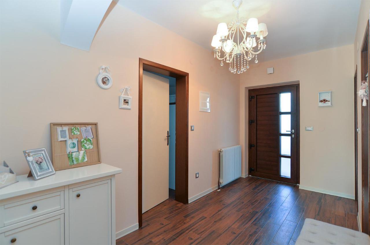 Apartments Marija 1089 ポレッチ エクステリア 写真