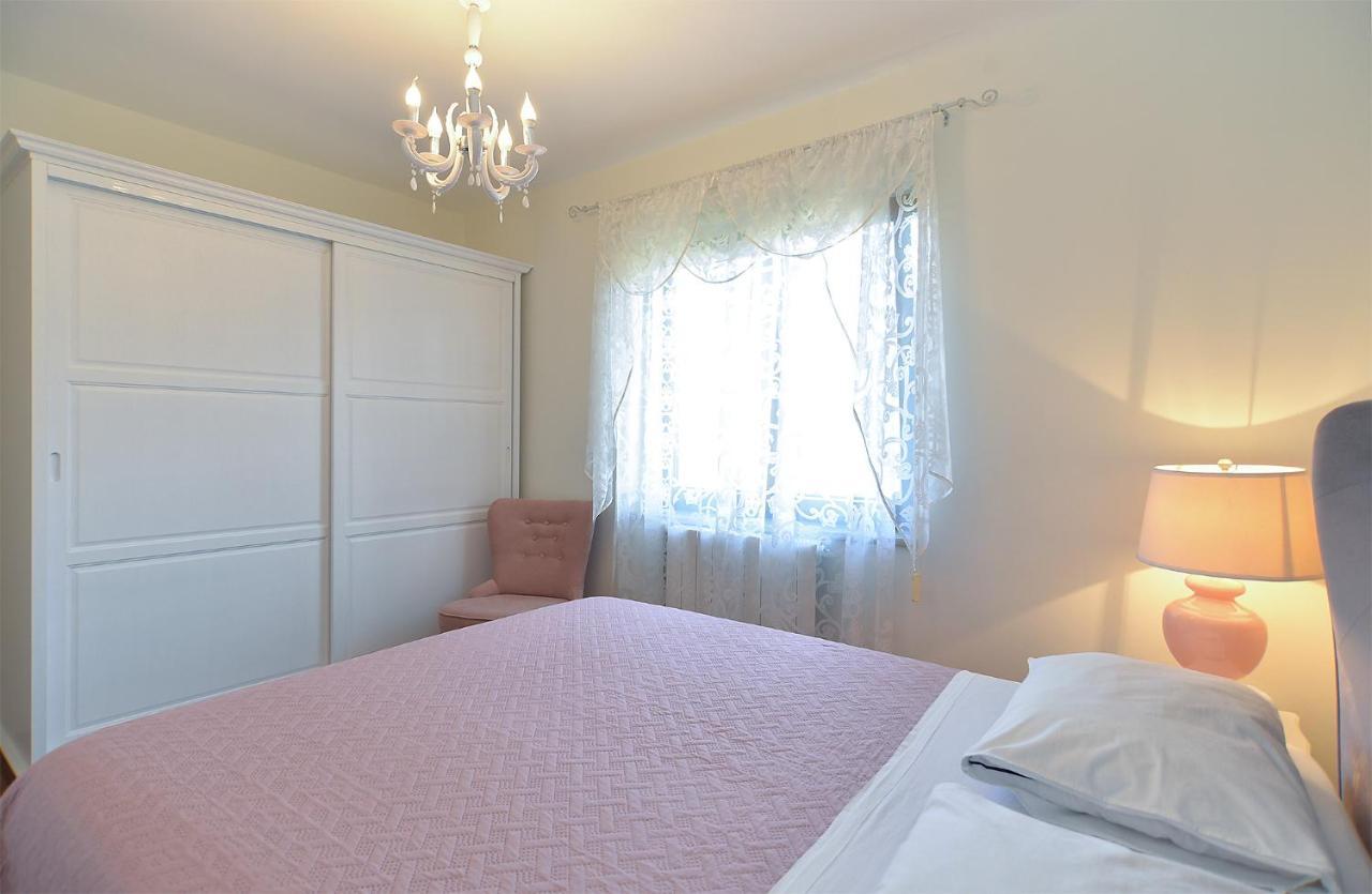 Apartments Marija 1089 ポレッチ エクステリア 写真