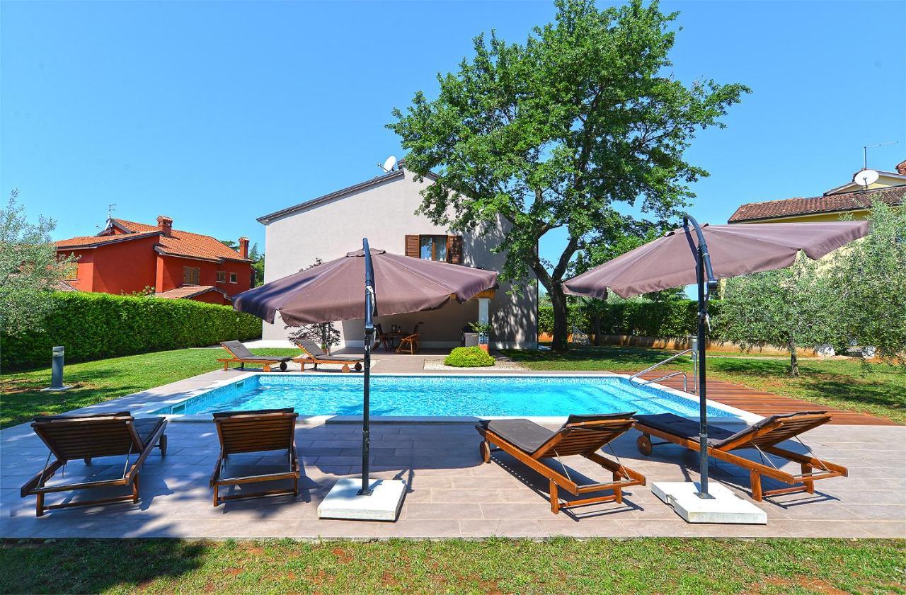 Apartments Marija 1089 ポレッチ エクステリア 写真